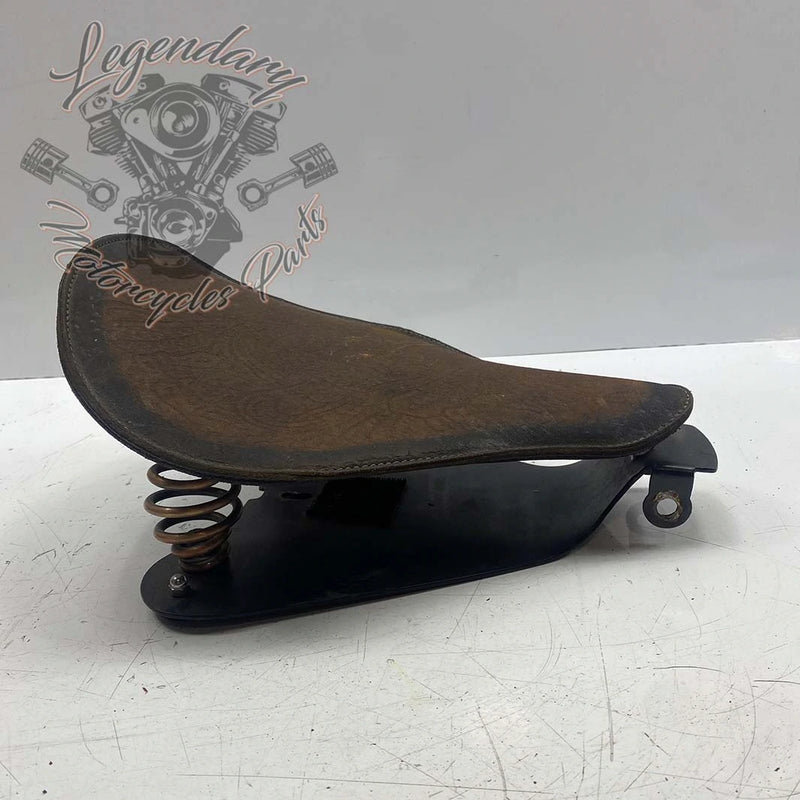 Selle solo à ressort