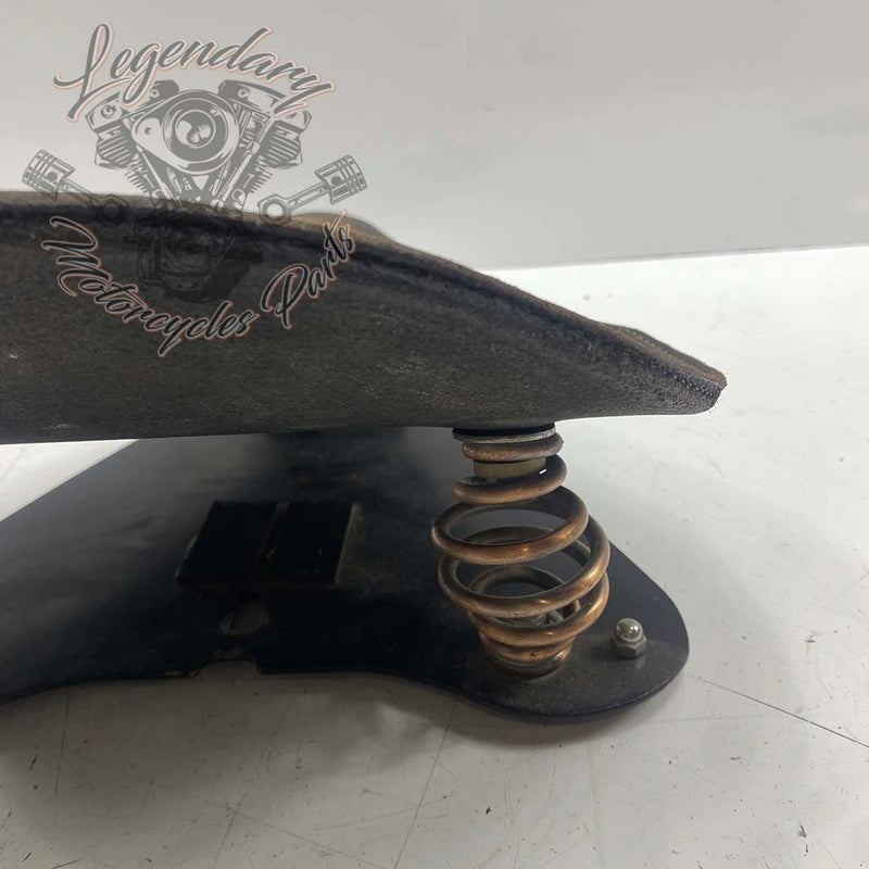 Selle solo à ressort