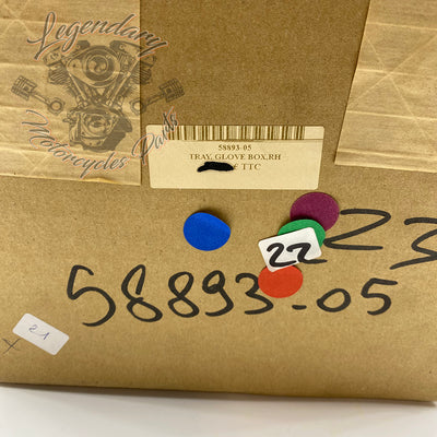 Intérieur de boîte à gant droit OEM 58893-05
