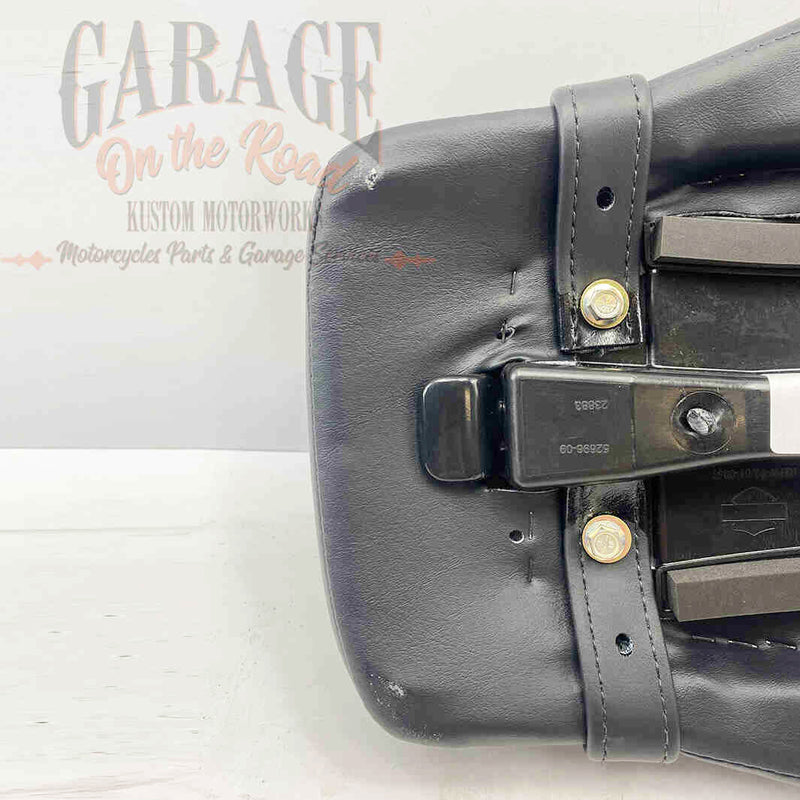 Passenger seat OEM 52689-09