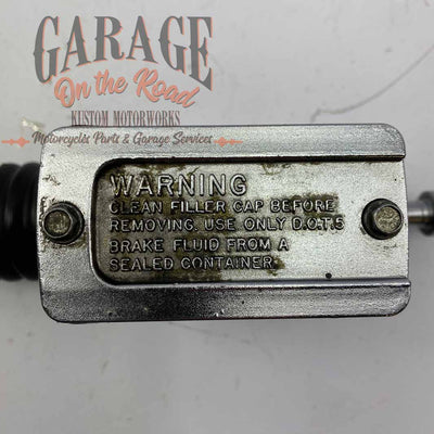 Rear brake master cylinder OEM 42472-87