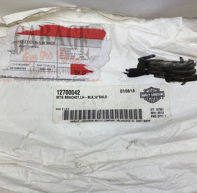 Suporte do para-brisa esquerdo OEM 12700042