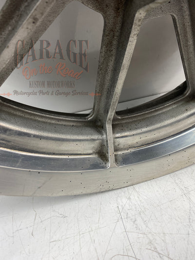 16" zadnje kolo OEM 40983-86