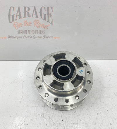 Front wheel hub 32 spokes