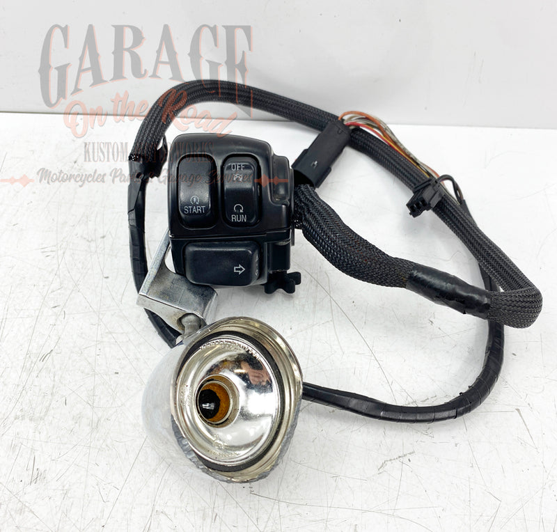 Stikala, komodi in desni smernik OEM 71589-96B