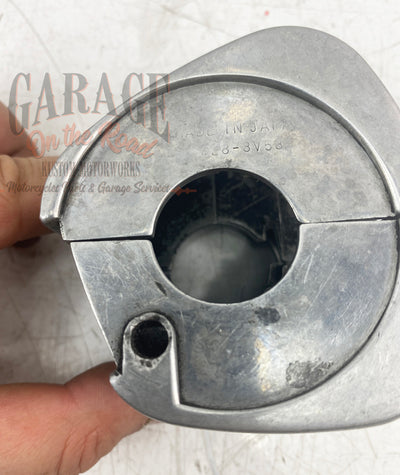 Spodnje in zgornje desno stikalo OEM 71563-82A