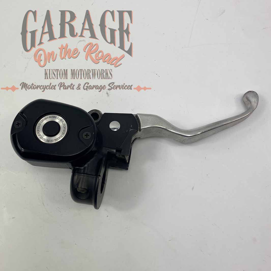 Front Brake Master Cylinder OEM 45146-04 – Legendary Parts